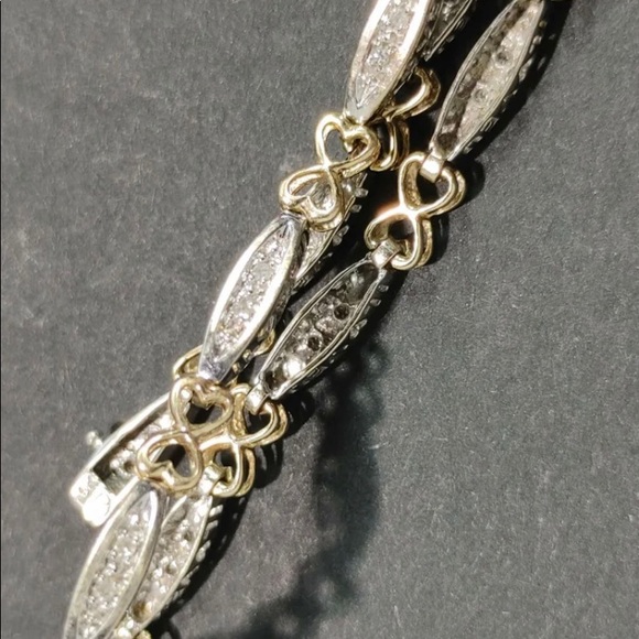 Heng Ngai 10K solid two tone Diamond bracelet. Barely worn. Great condition! - Picture 2 of 3